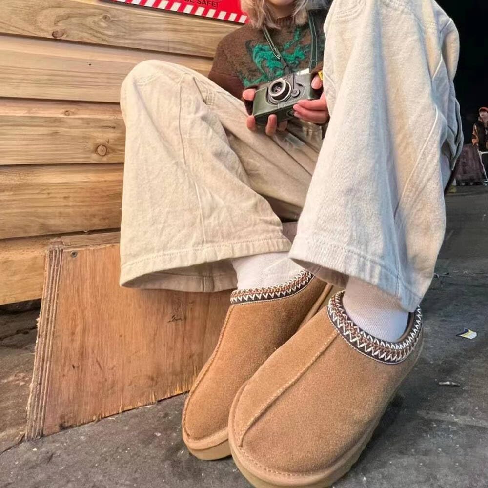 LANSGELING Women's Slippers Platform Mini Boots Short Ankle Anti-Slip Boot Fur Fleece Lined Sneakers House slippers Boot For Outdoor